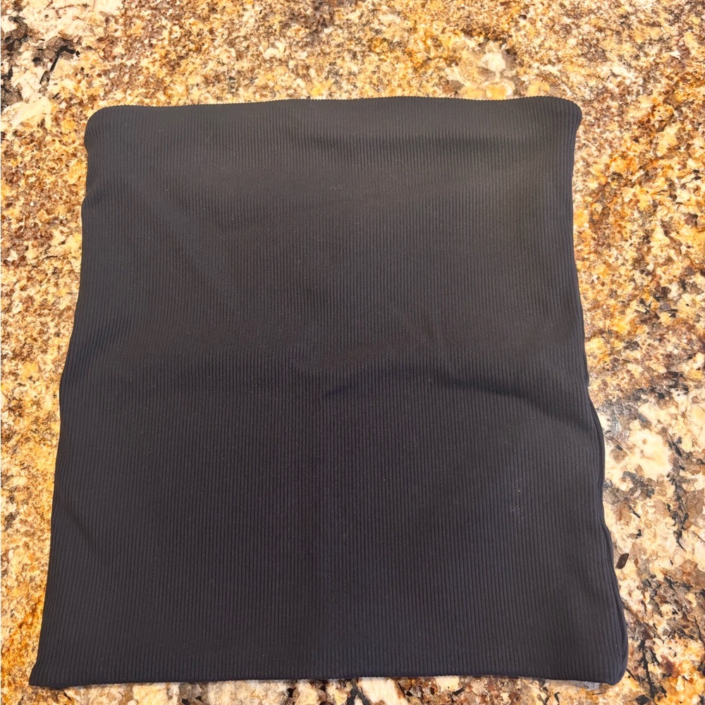 ARITIZA Black Ribbed Tube Top